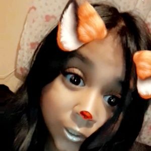 Meet your Posher, Dalila